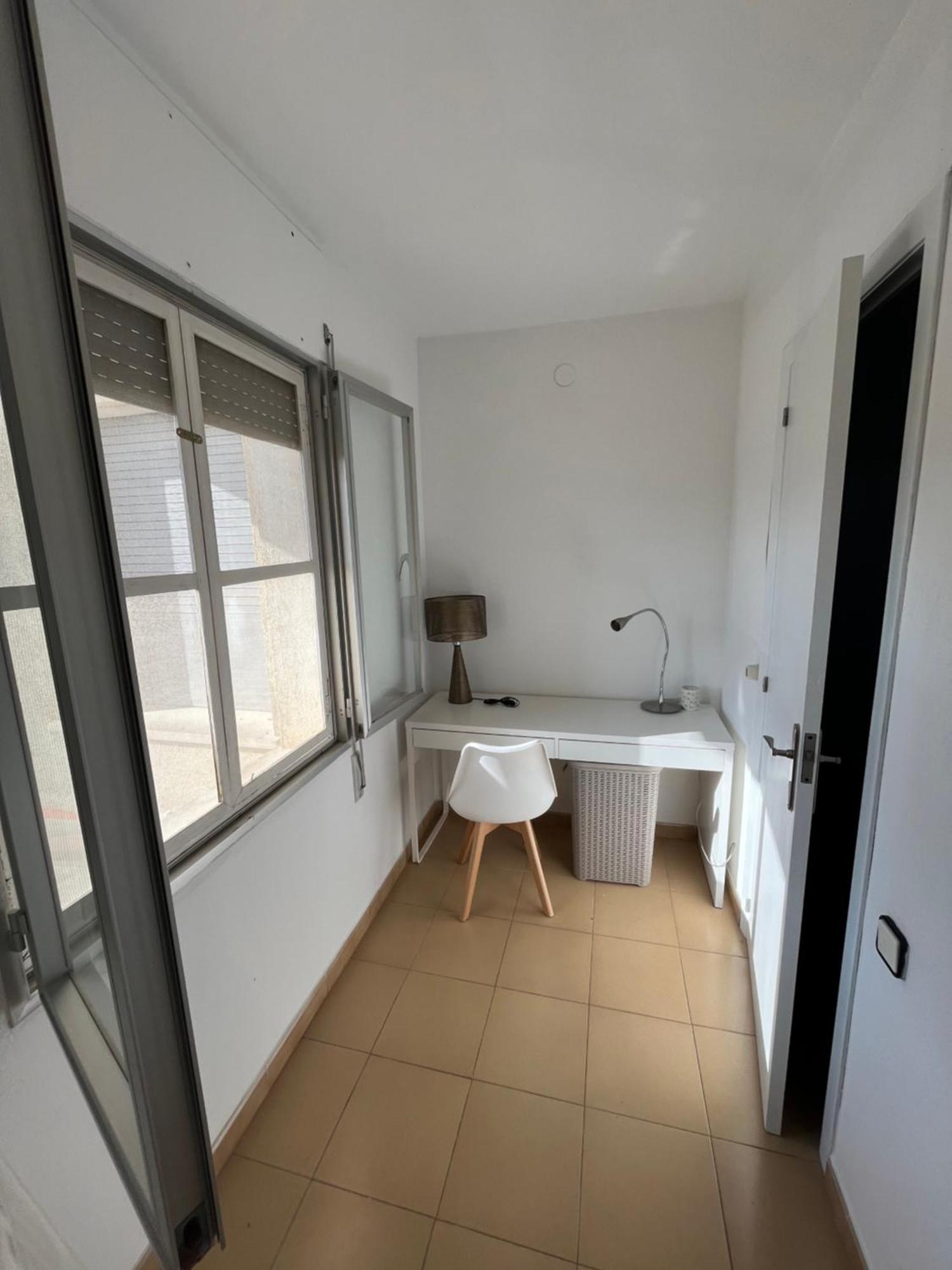 Moderno Apartamento Vacacional Deltebre Exteriör bild